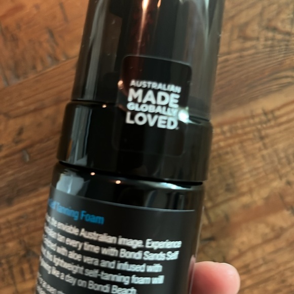 Self tan cream - Picture 4 of 5